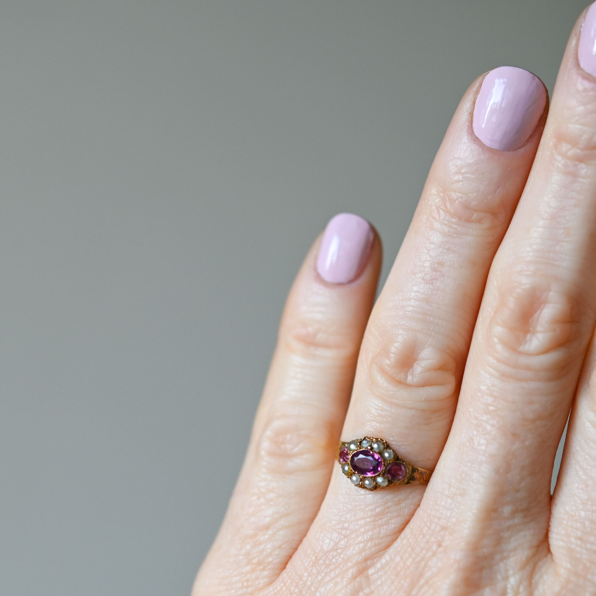 Victorian 15ct gold seed pearl and garnet cluster ring, 1870 - Image 4