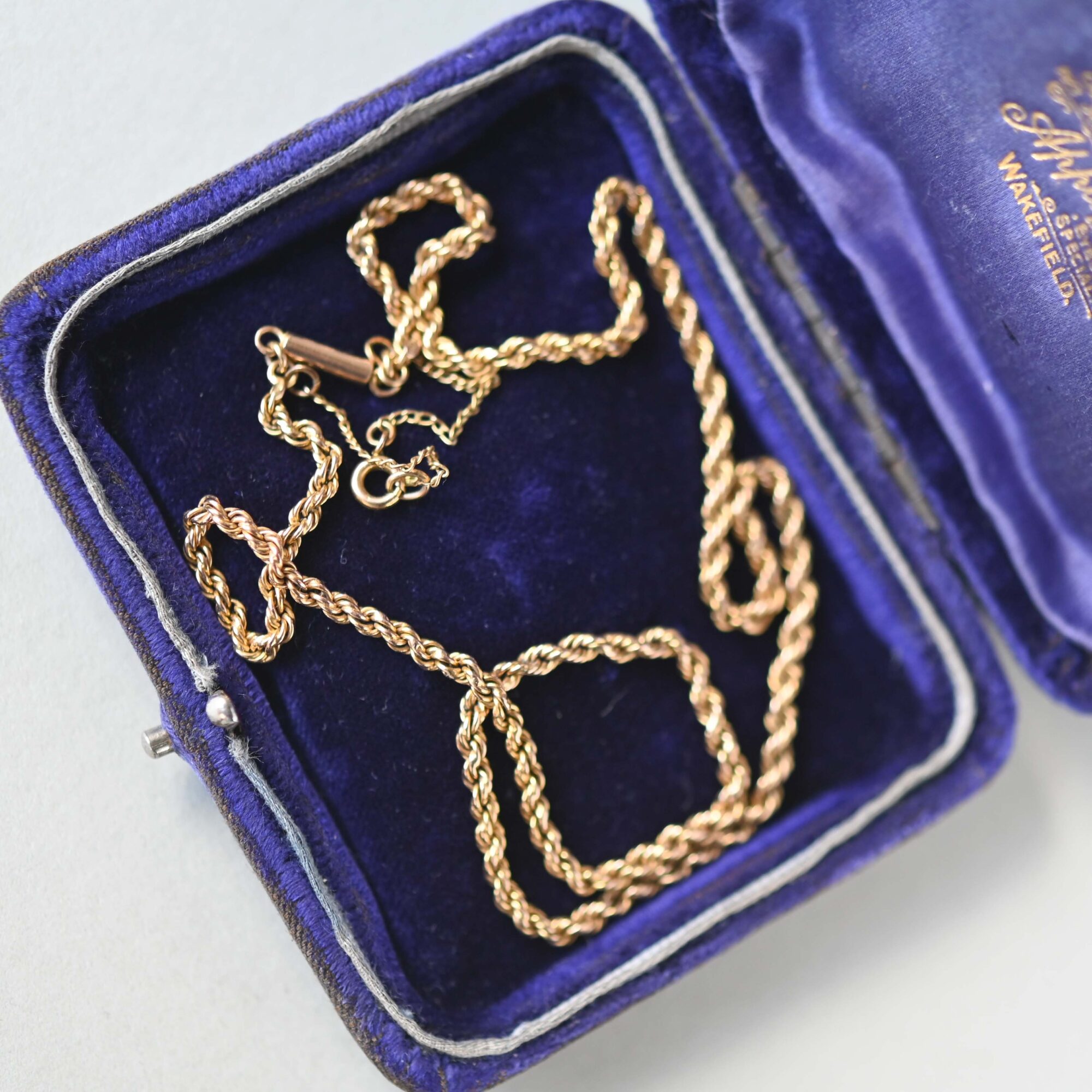 Victorian 15ct gold rope chain with barrel clasp, c.1890s - Image 2