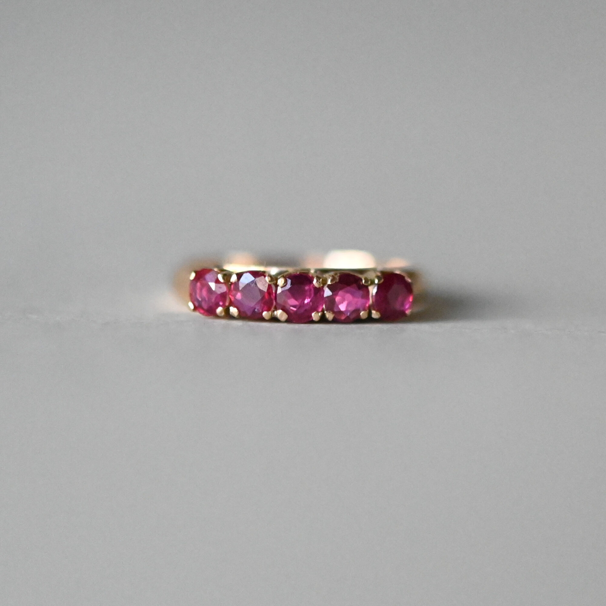 Aesthetic 14ct gold five stone ruby ring