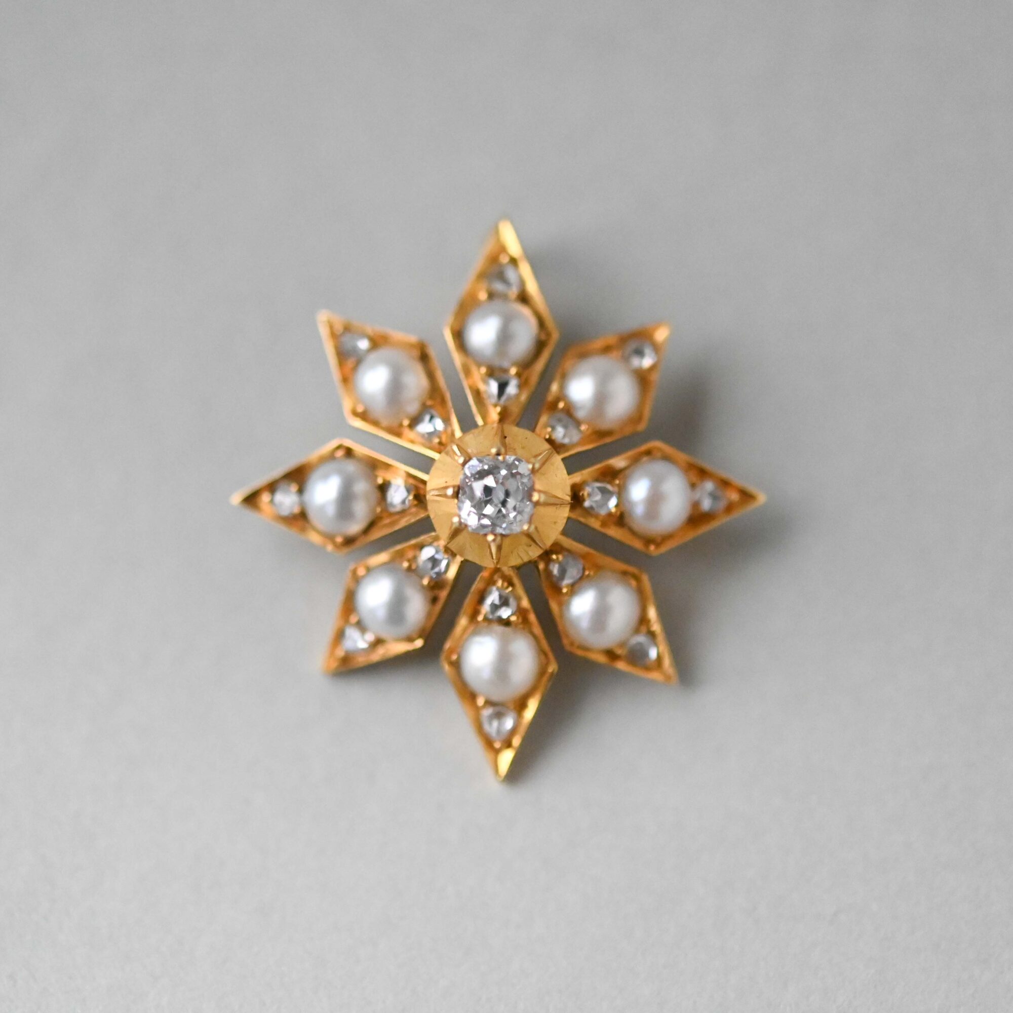 Aesthetic Victorian 18ct gold pearl and old cut diamond starburst pendant c.1860s - Image 2