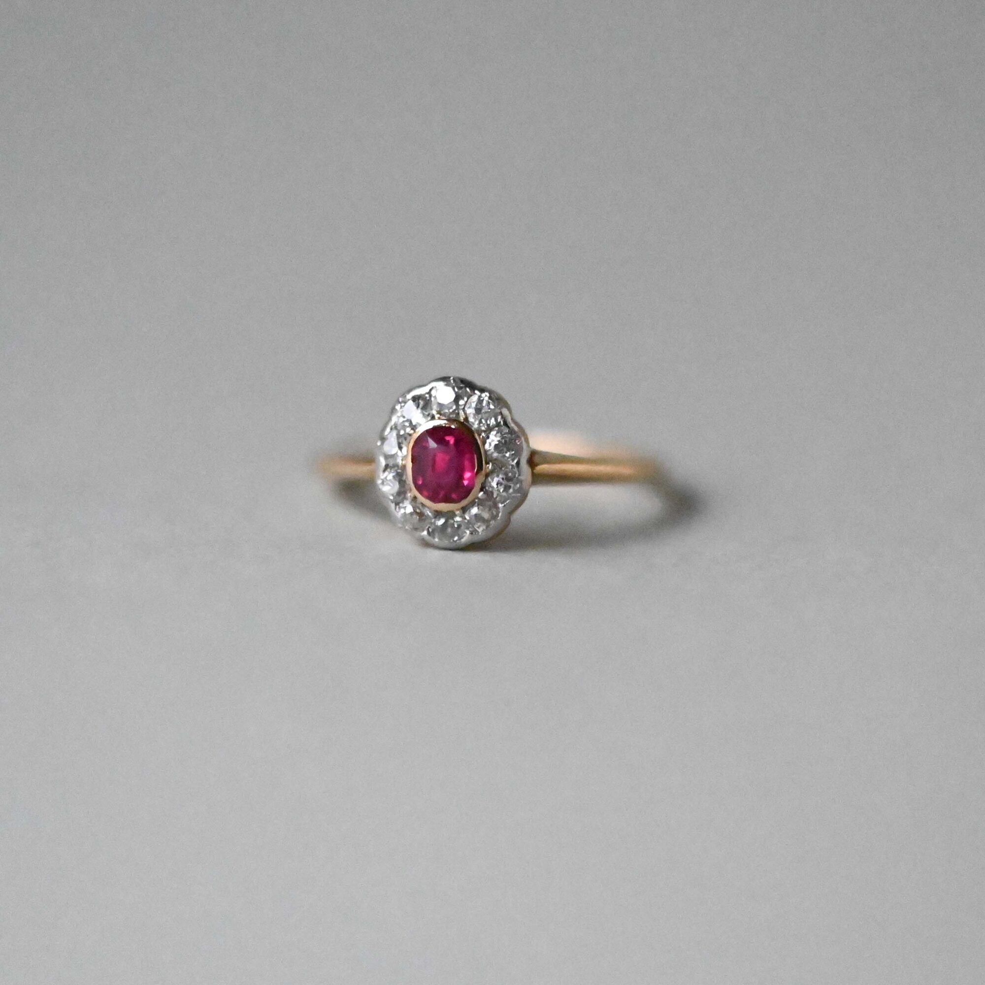 Art Deco 18ct ruby old cut diamond cluster ring - Image 2