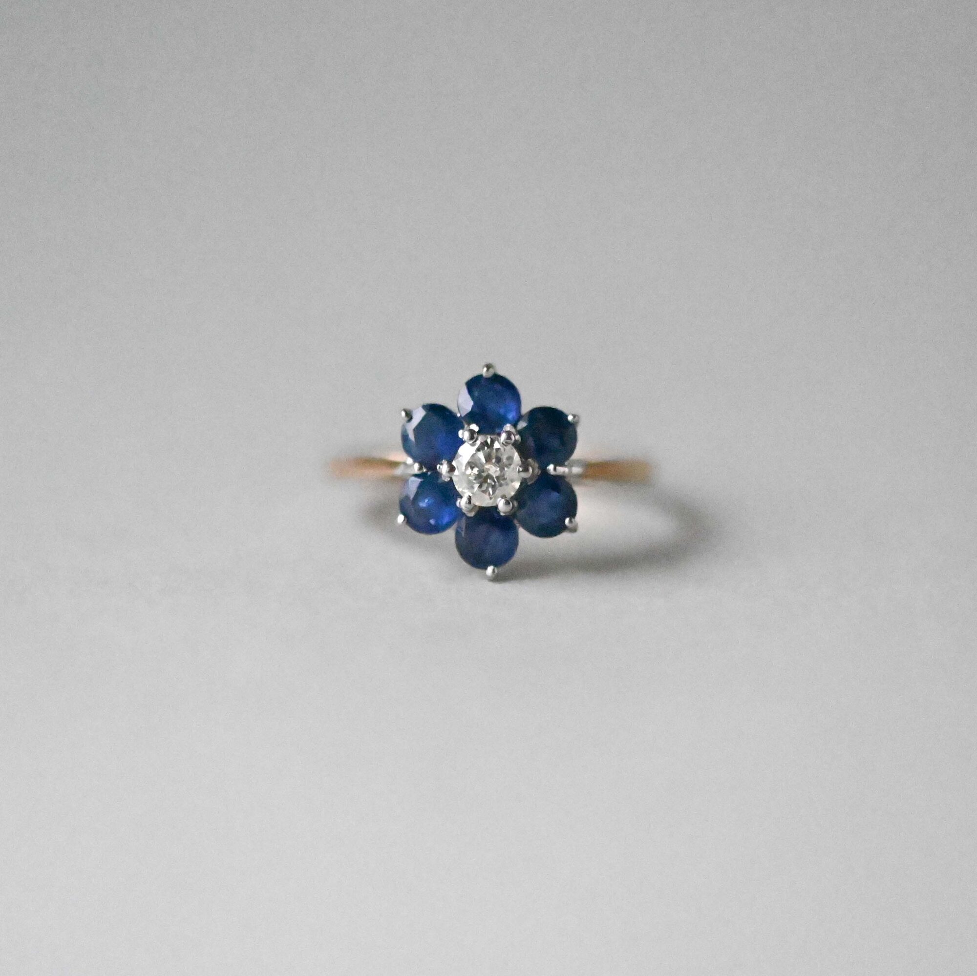 Classic 9ct gold sapphire and diamond cluster ring