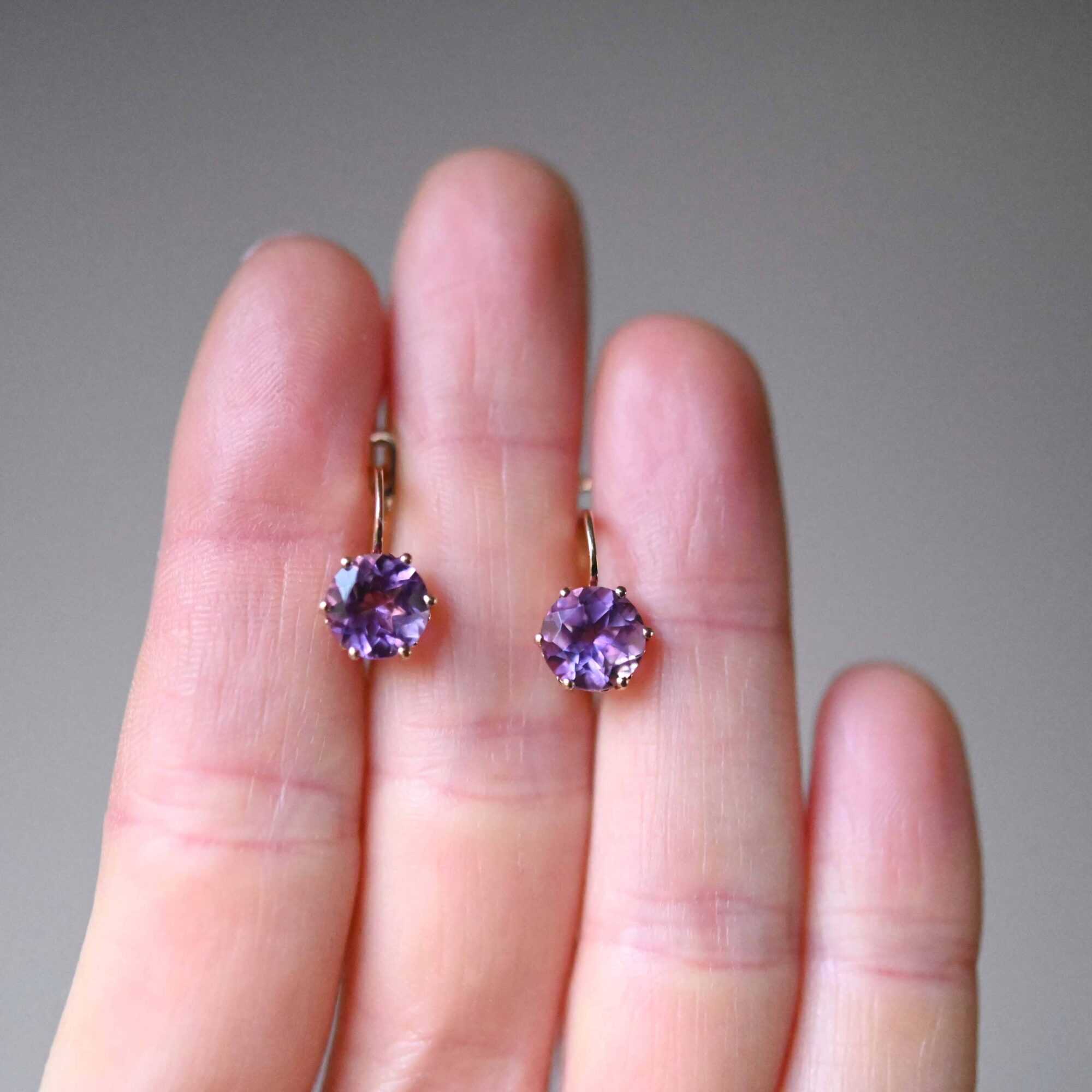 Contemporary pair of 14ct rose gold amethyst earrings - Image 2