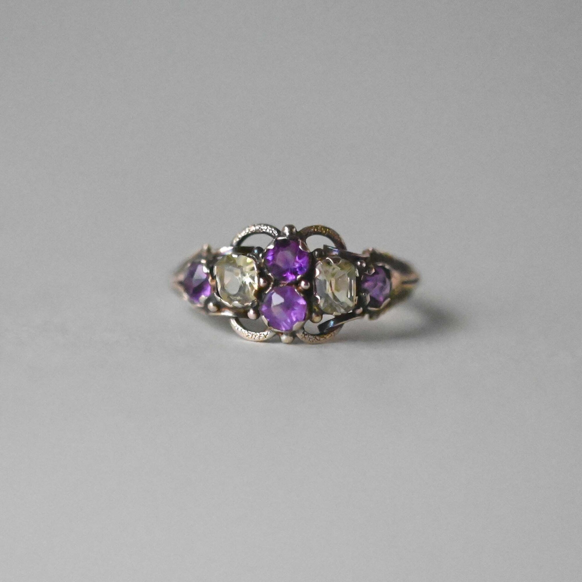 Victorian 15ct gold amethyst and chrysoberyl ring c.1880s