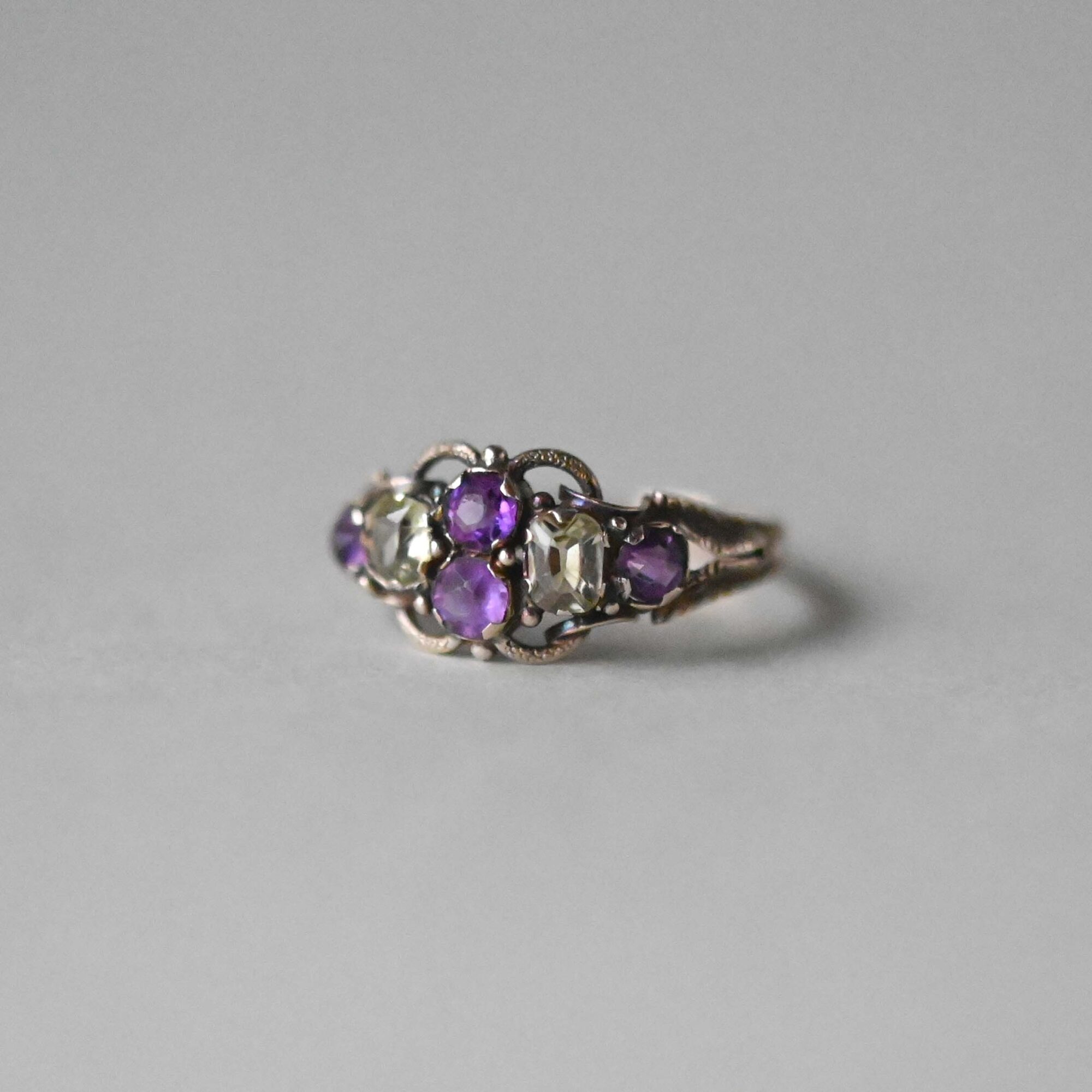 Victorian 15ct gold amethyst and chrysoberyl ring c.1880s - Image 2