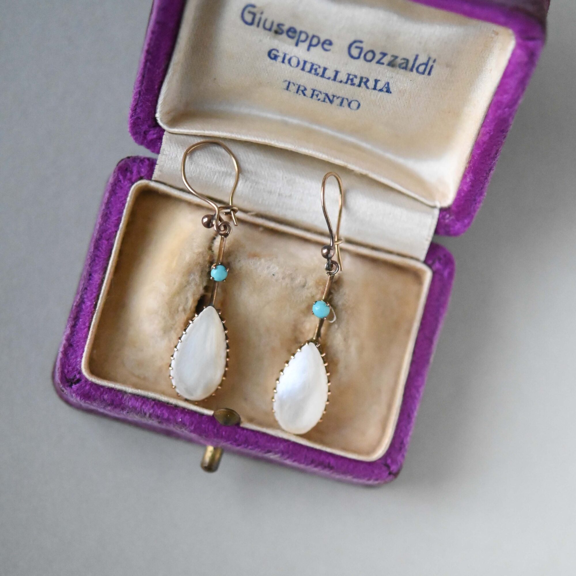 Aesthetic pair of Edwardian 9ct gold mother of pearl and turquoise paste drop earrings - Image 2