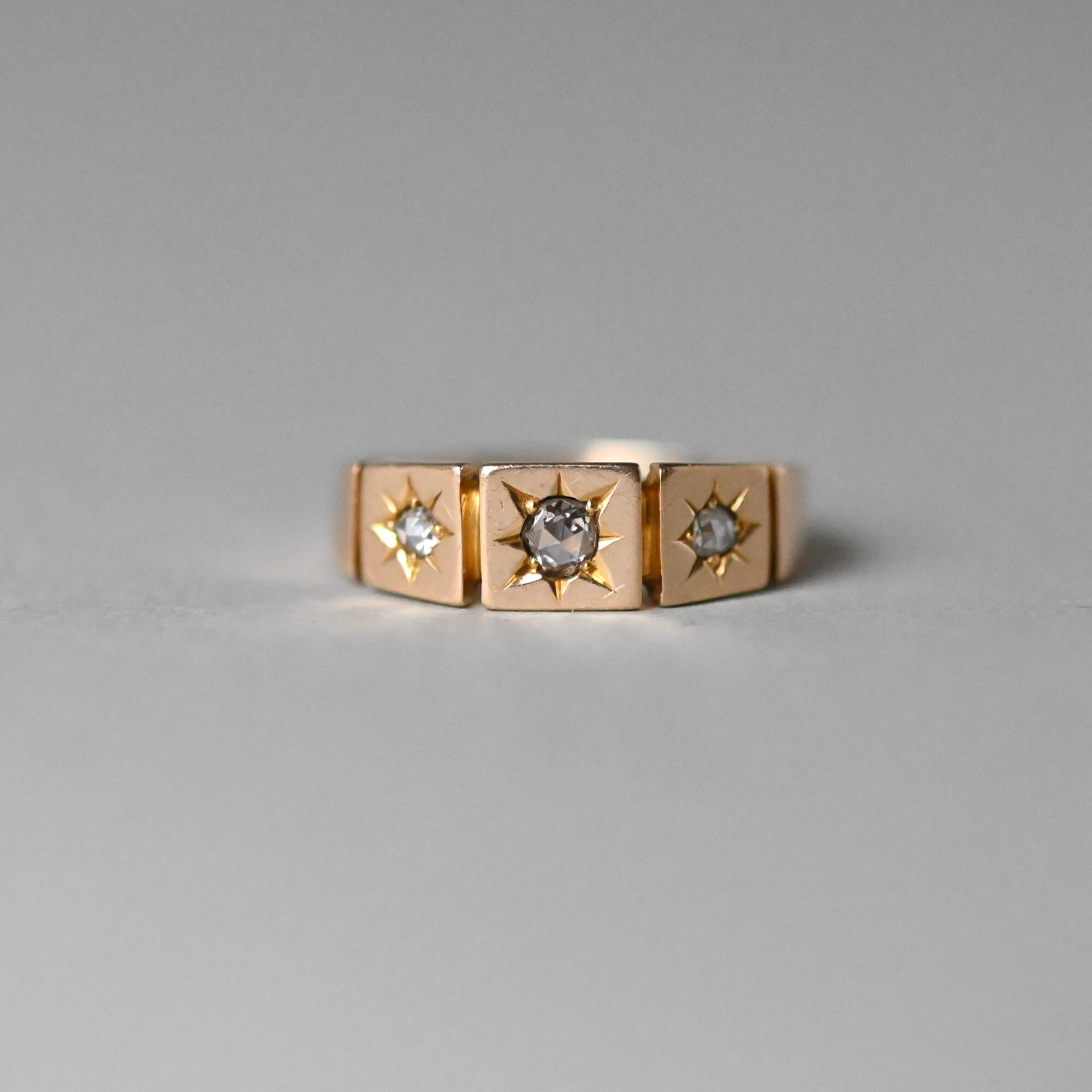 Antique Victorian 15ct gold rose cut diamond ring