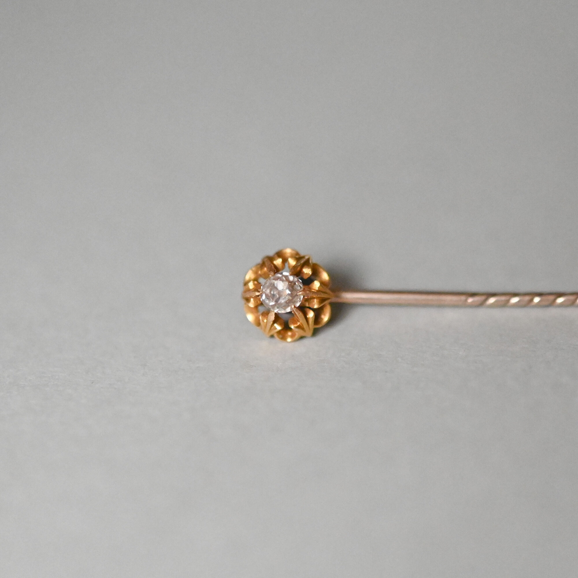 Antique Victorian old cut diamond gold fleur de lis stick pin