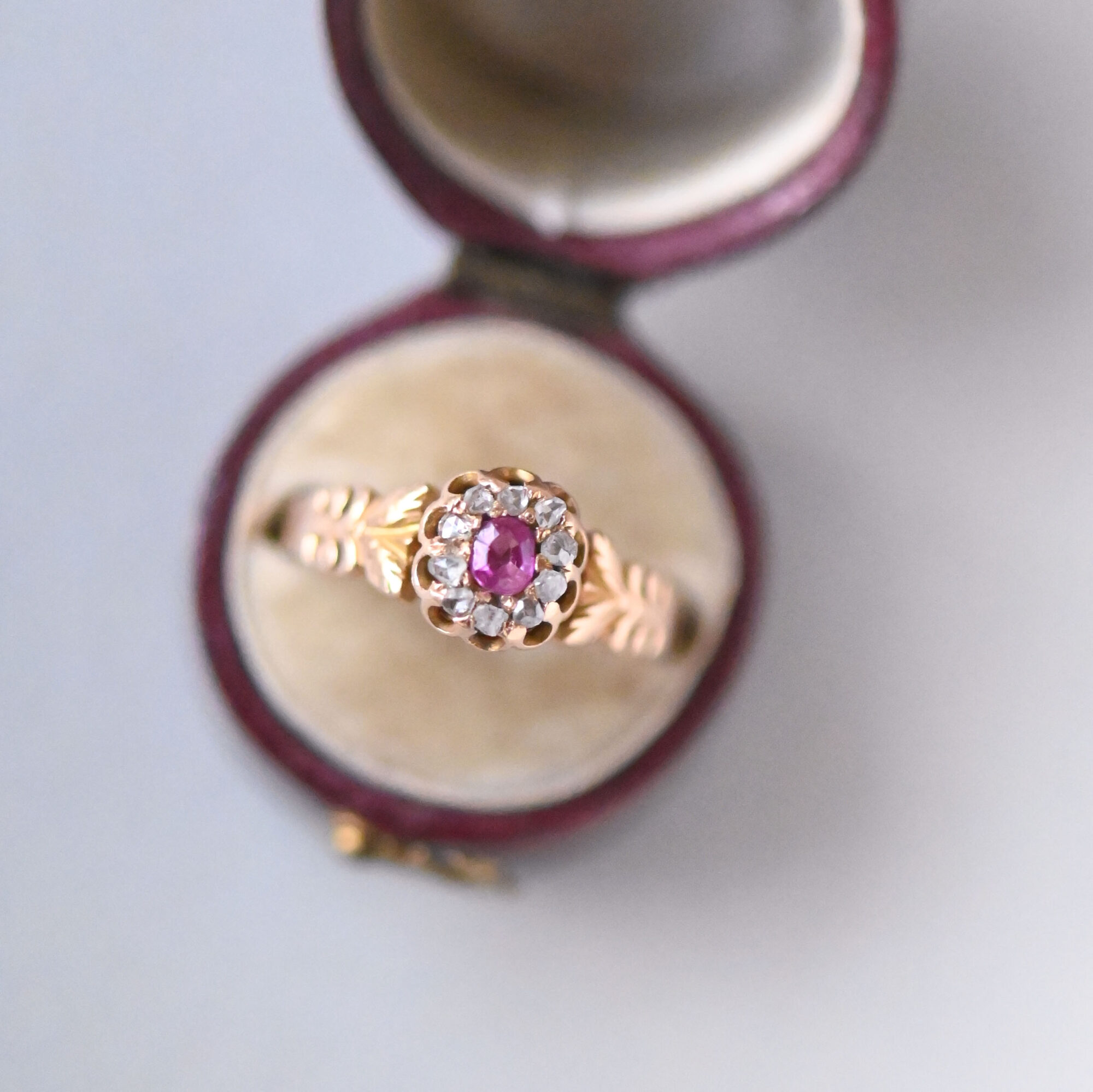 Victorian 18ct gold rose cut diamond and spinel cluster ring - Image 2