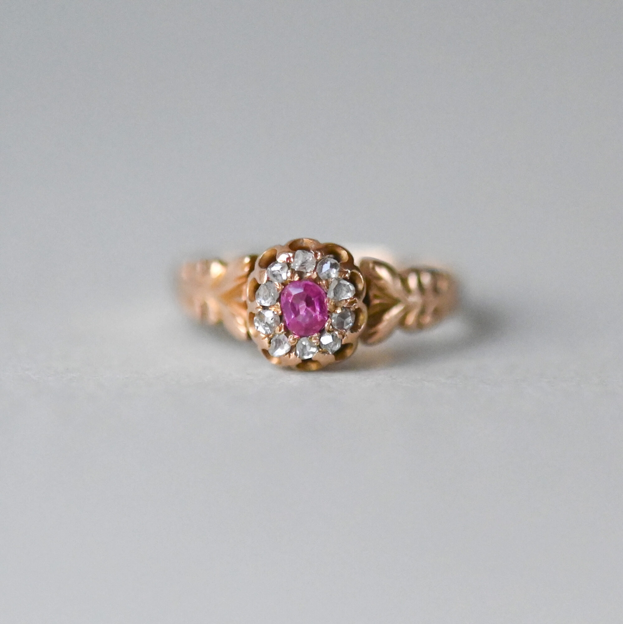 Victorian 18ct gold rose cut diamond and spinel cluster ring