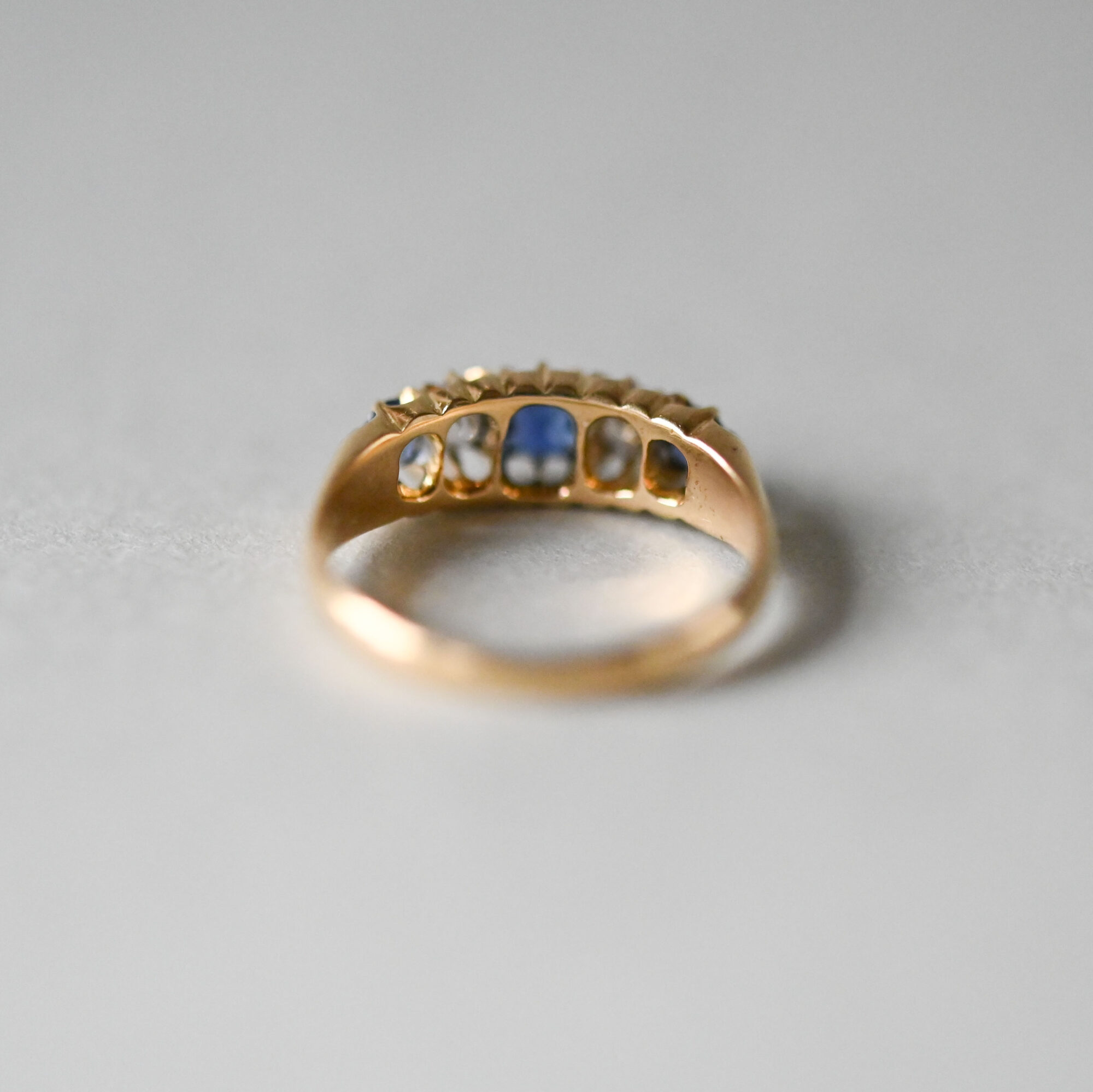 Antique 18ct gold old cut diamond and sapphire five stone ring - Image 3