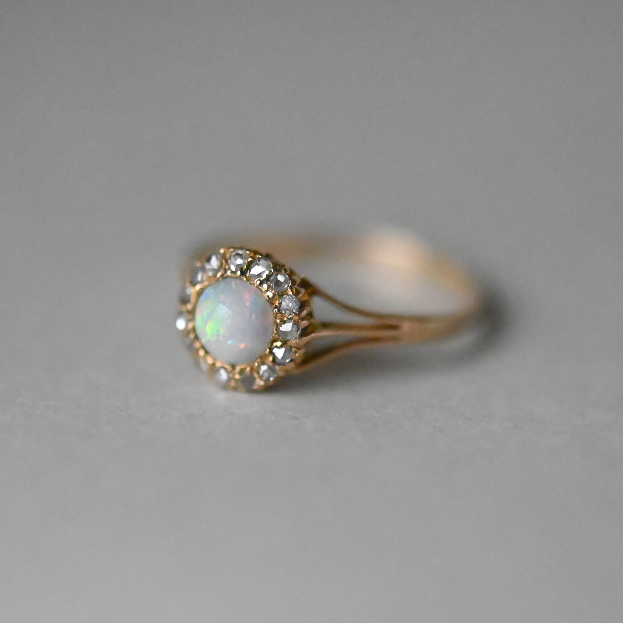 Antique Edwardian 18ct gold opal and rose cut diamond cluster ring - Image 2