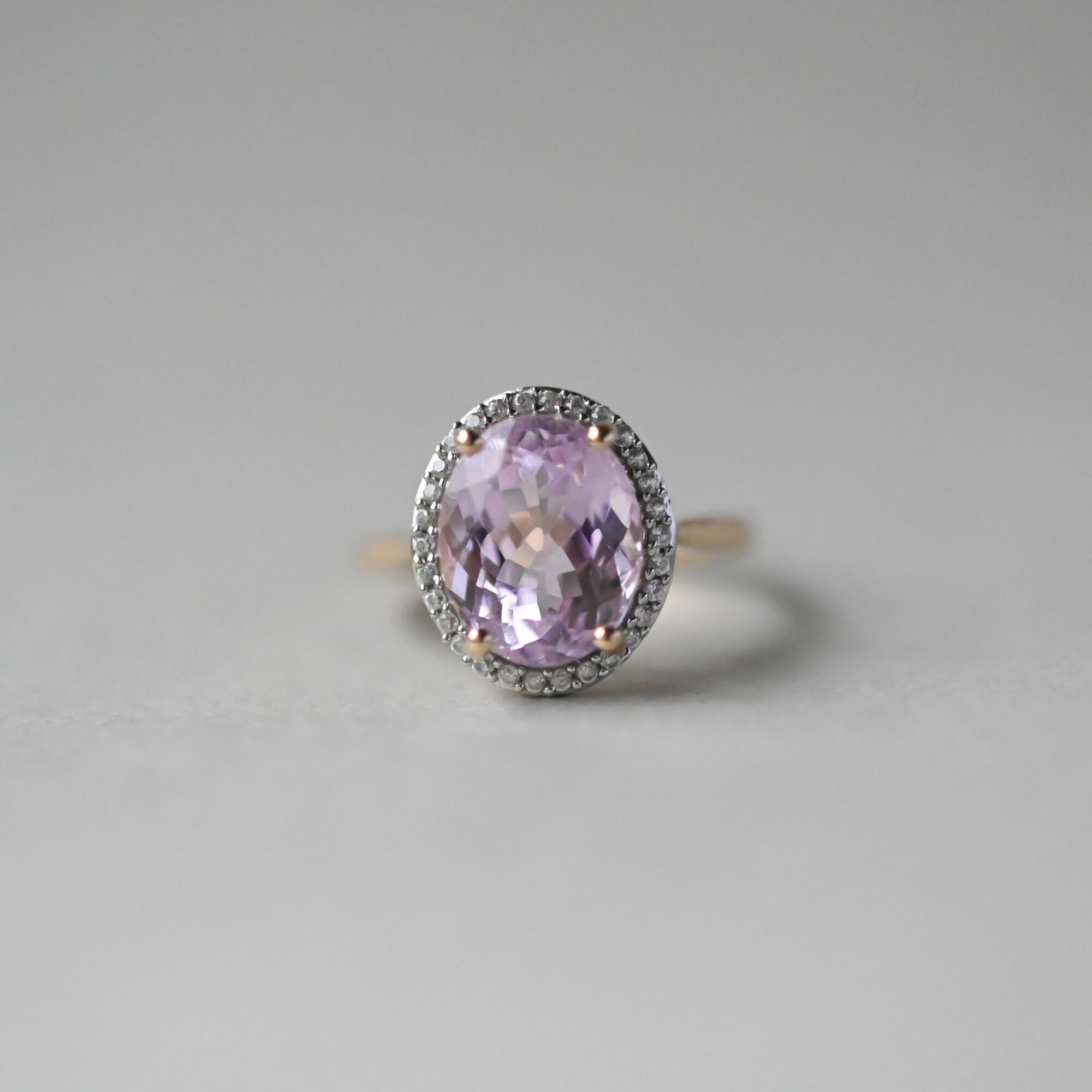 Classic 9ct gold Kunzite and mini diamond cluster ring