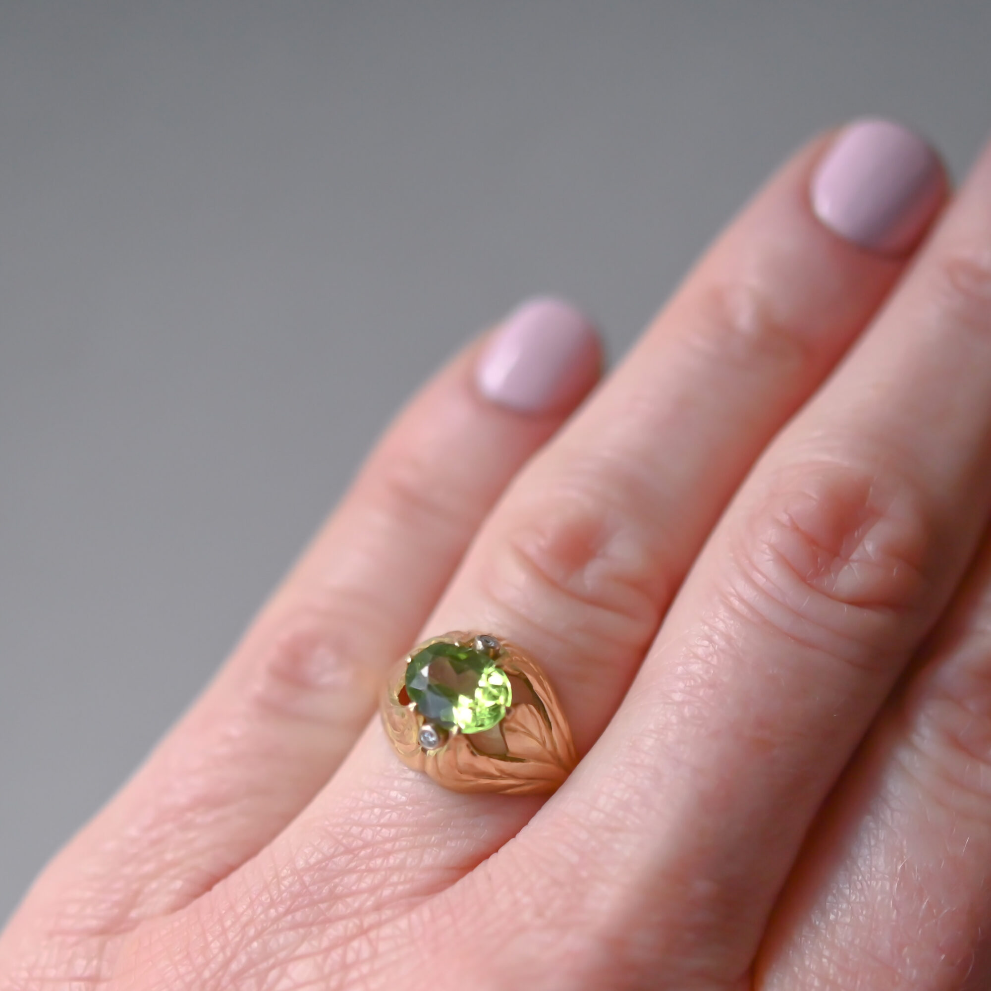 Ethereal 18ct gold peridot and diamond leaf ring - Image 5