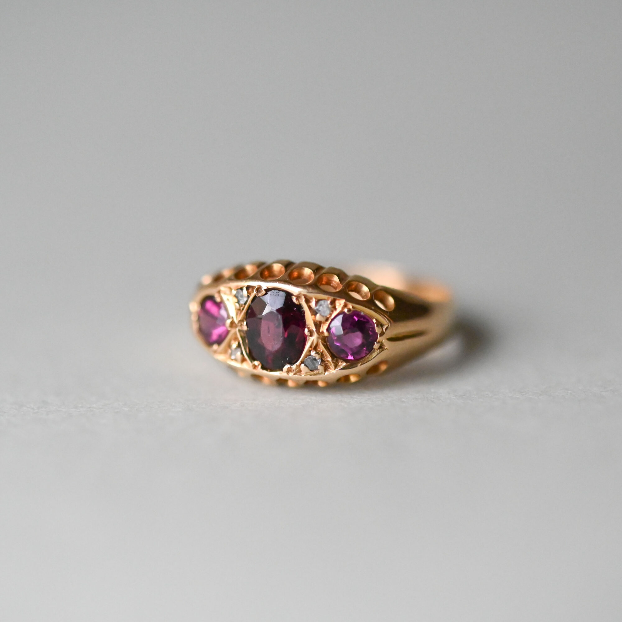 Late Victorian 18ct gold garnet and mini diamond boat ring - Image 2