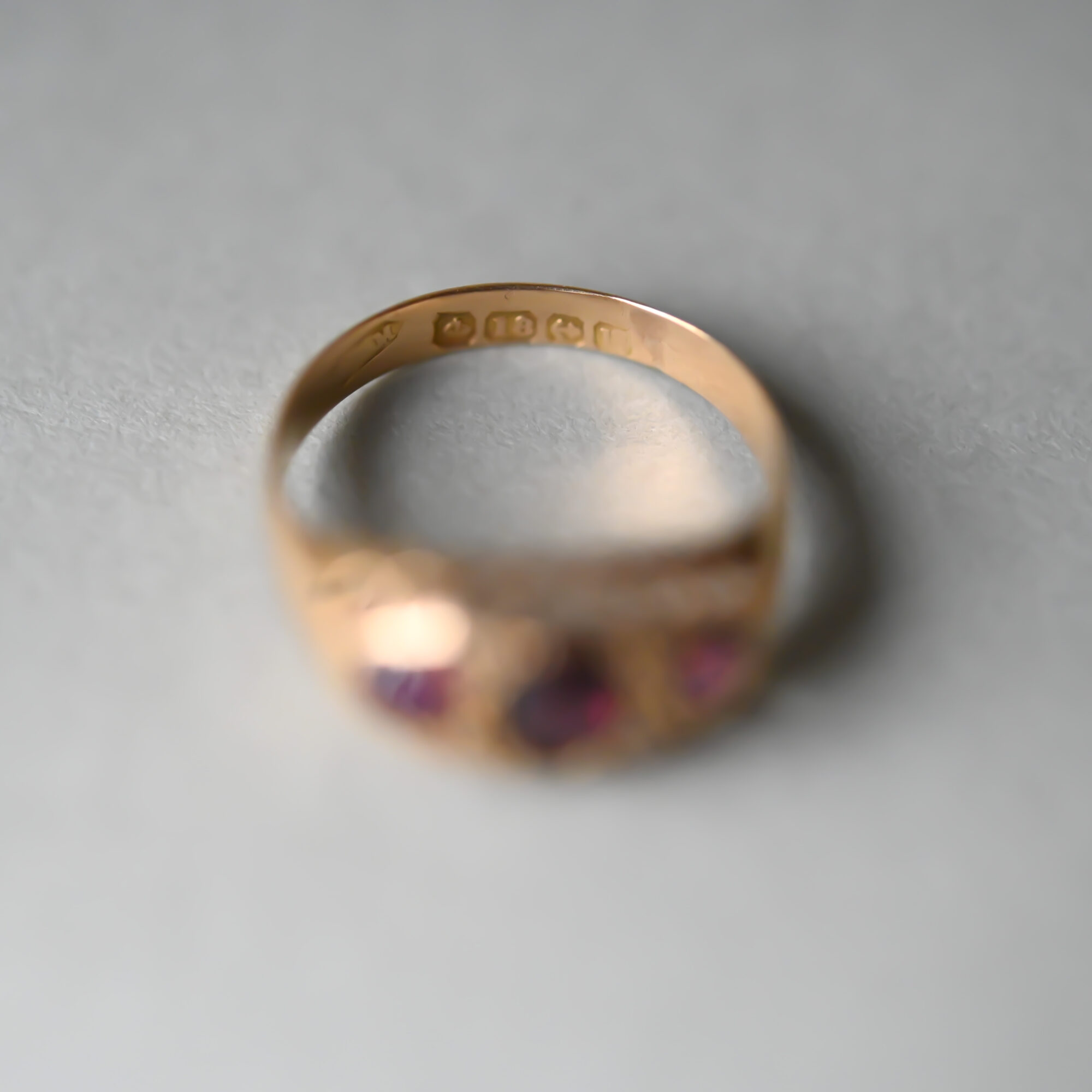 Late Victorian 18ct gold garnet and mini diamond boat ring - Image 4