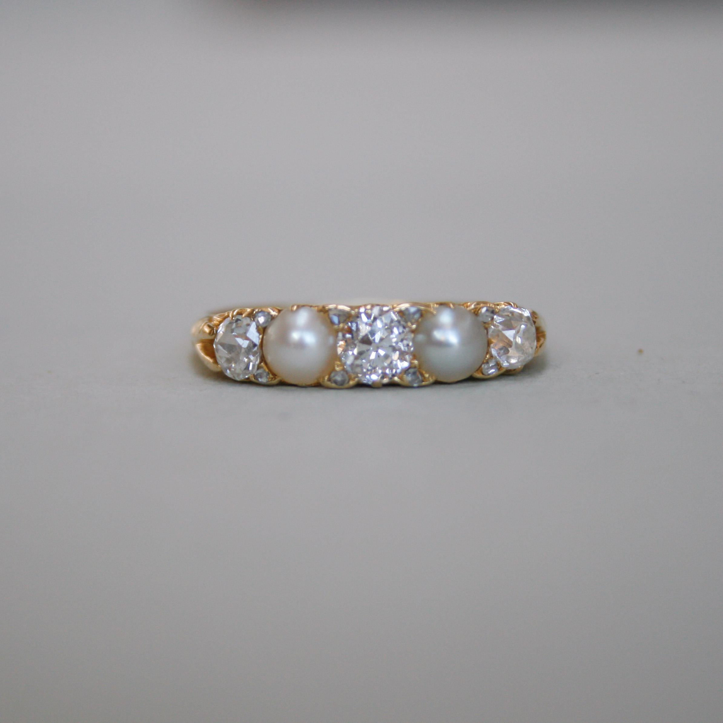 Antique 18ct gold old cut diamond and pearl ring