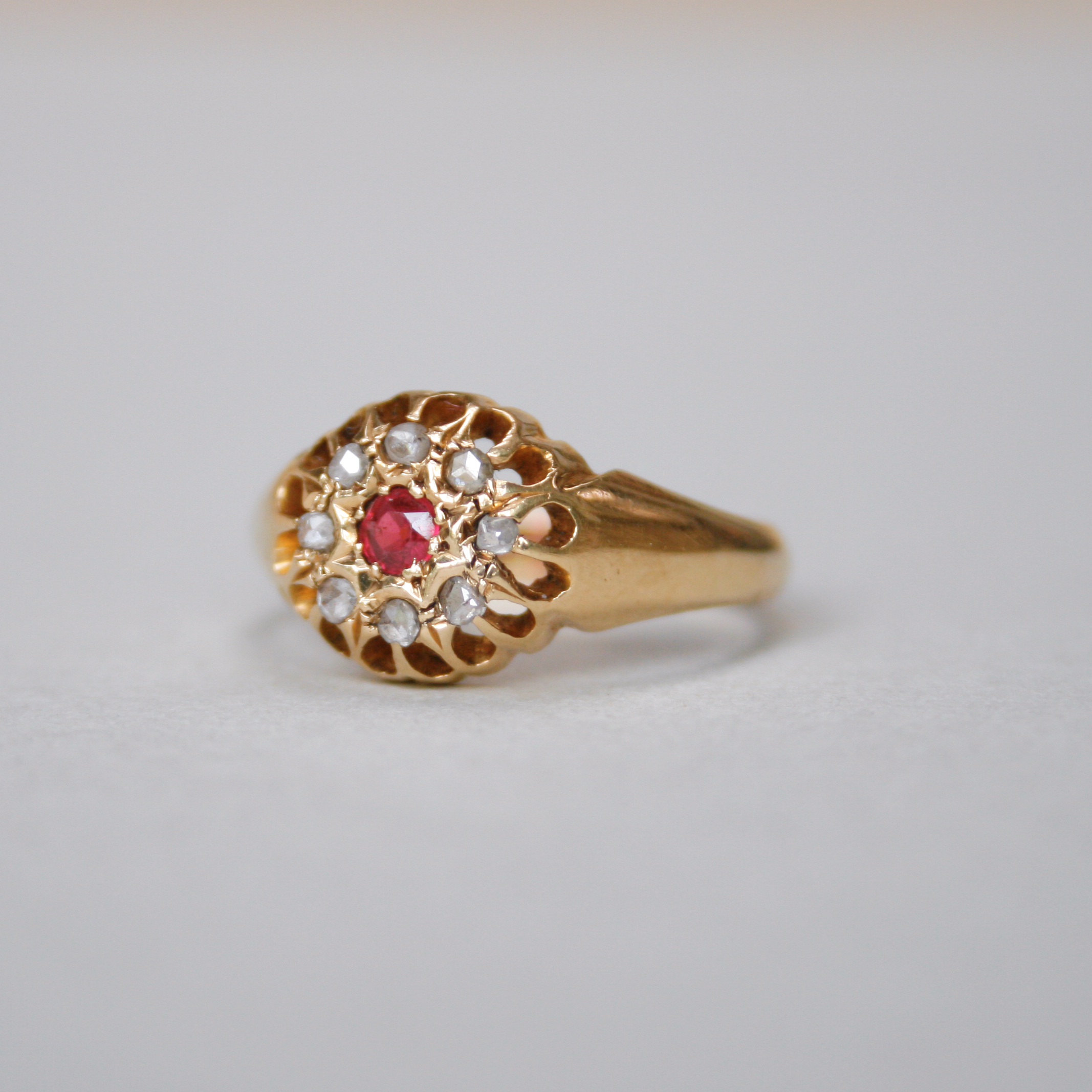 Antique 18ct gold ruby and rose cut diamond cluster ring, 1918 - Image 3