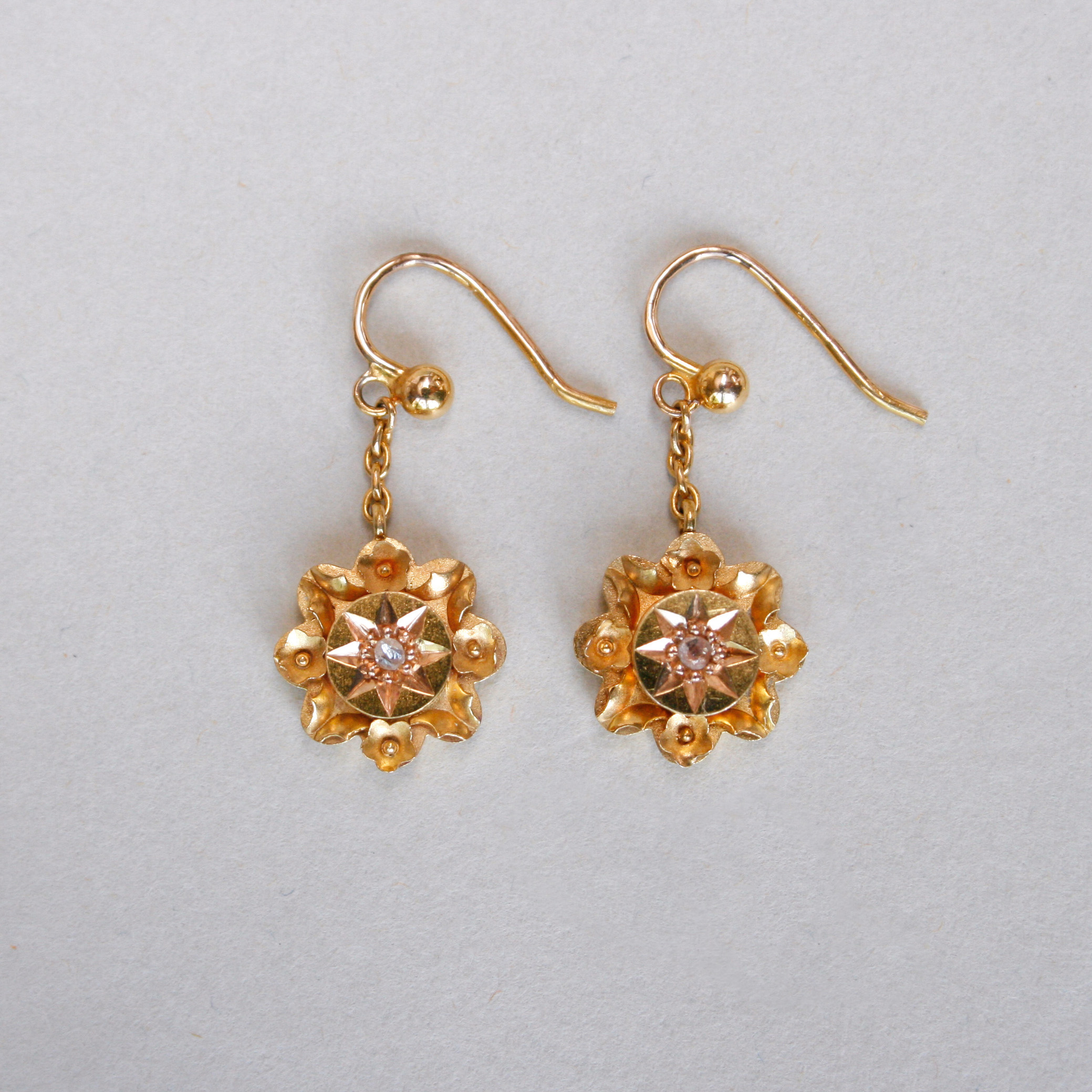 Antique Victorian 15ct gold starburst drop earrings c.1880s