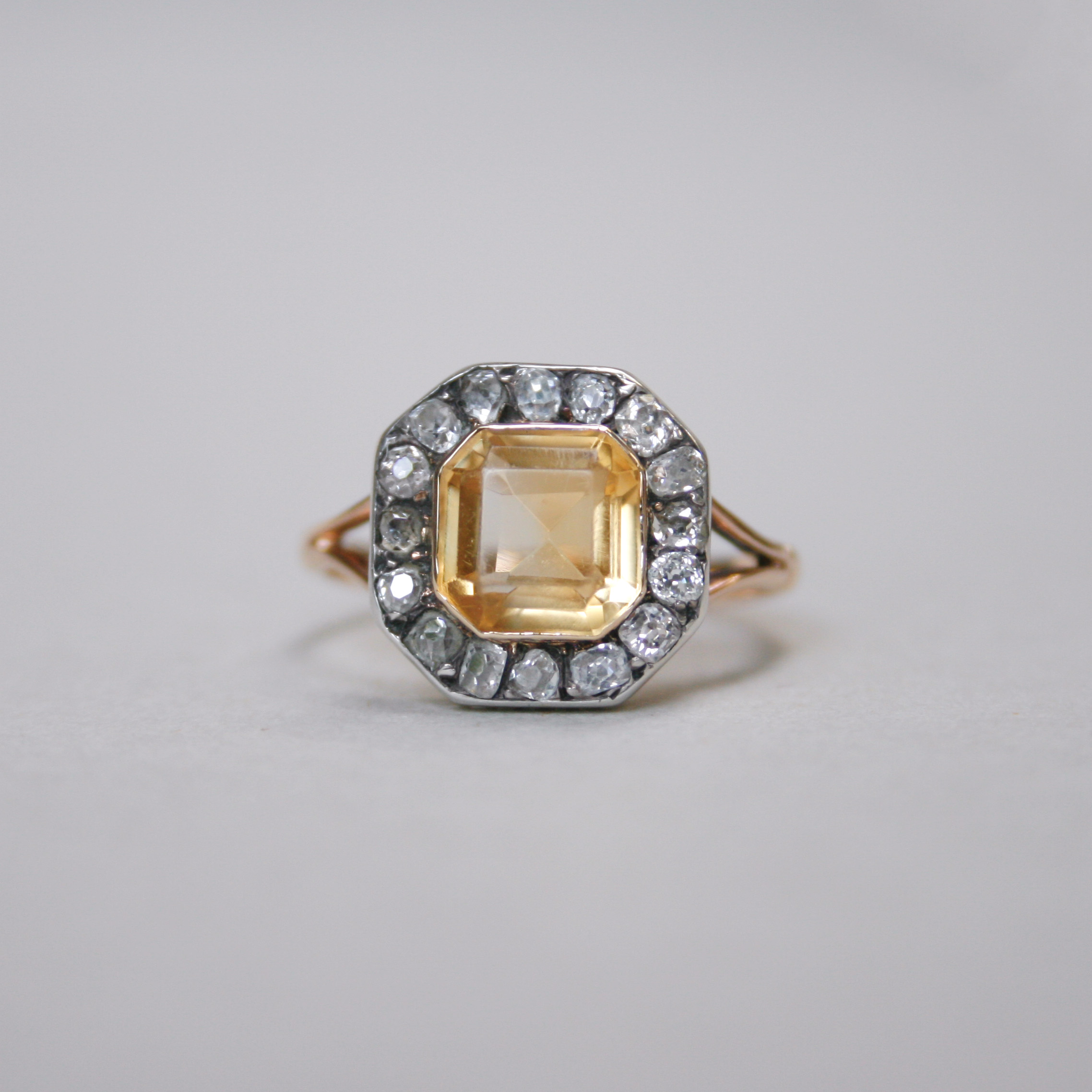 Early Victorian 15ct gold citrine and old cut diamond cluster ring, c.1840s