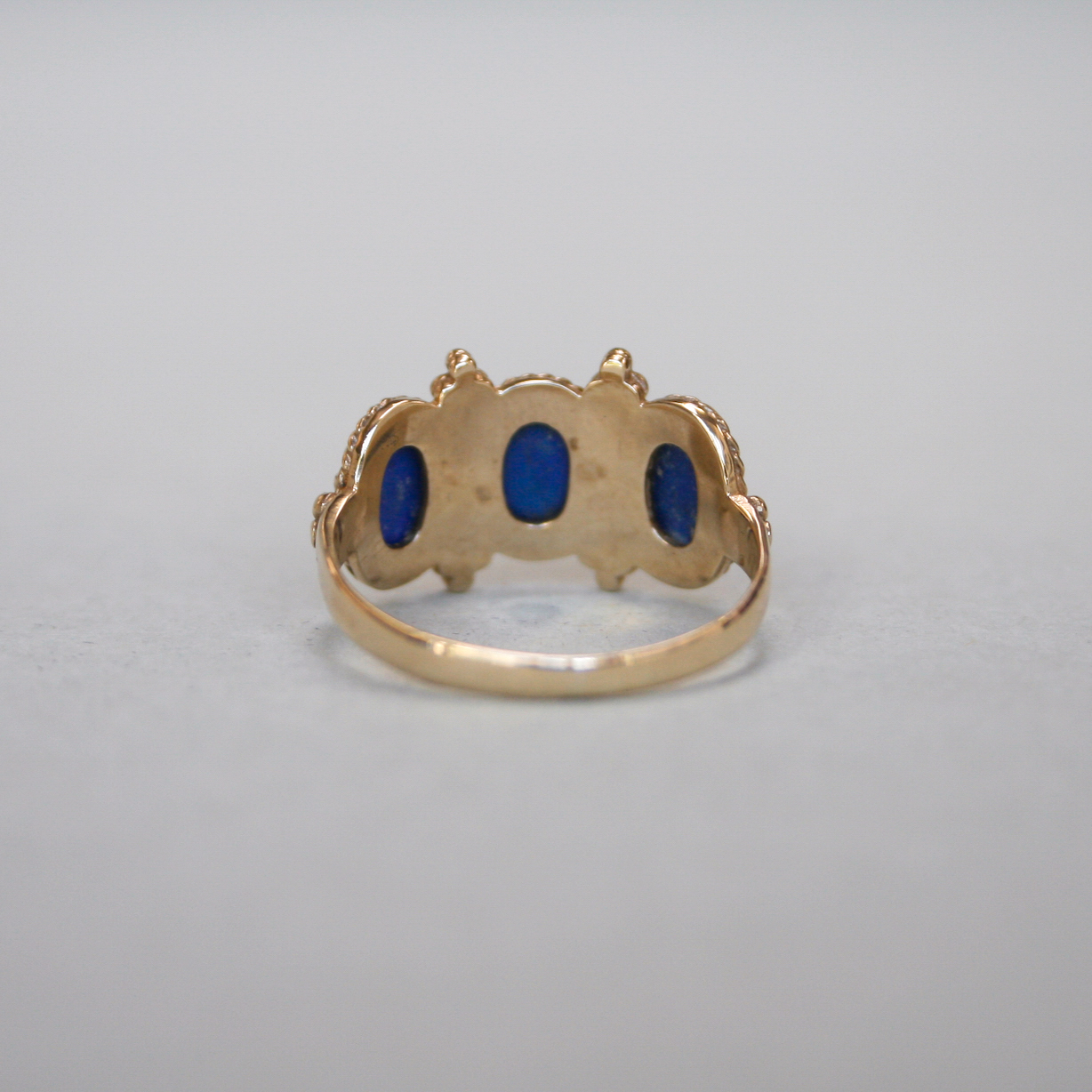 Byzantine design 9ct gold lapis lazuli contemporary three stone ring - Image 3