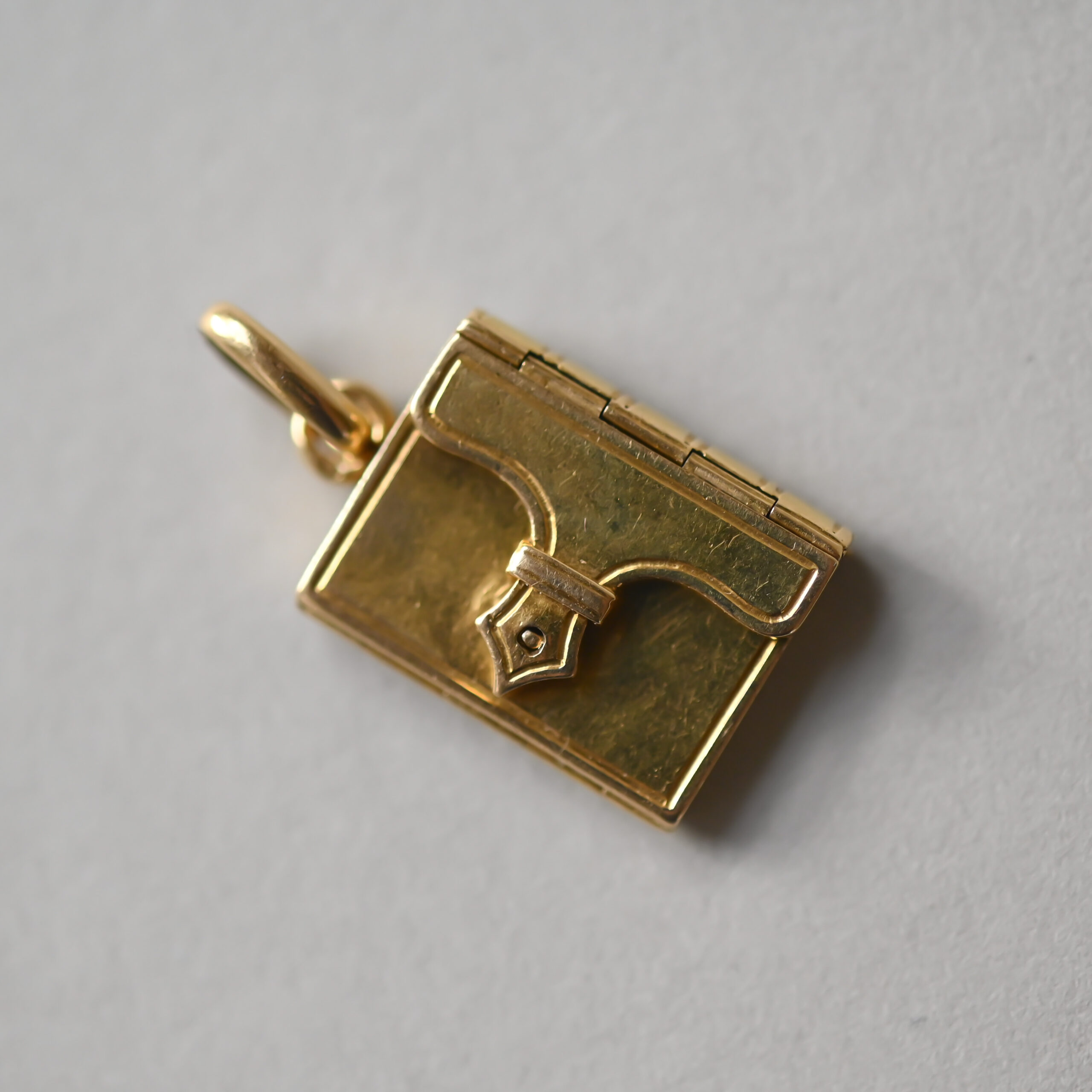 Antique Victorian 18ct gold opening envelope locket charm, c.1890s