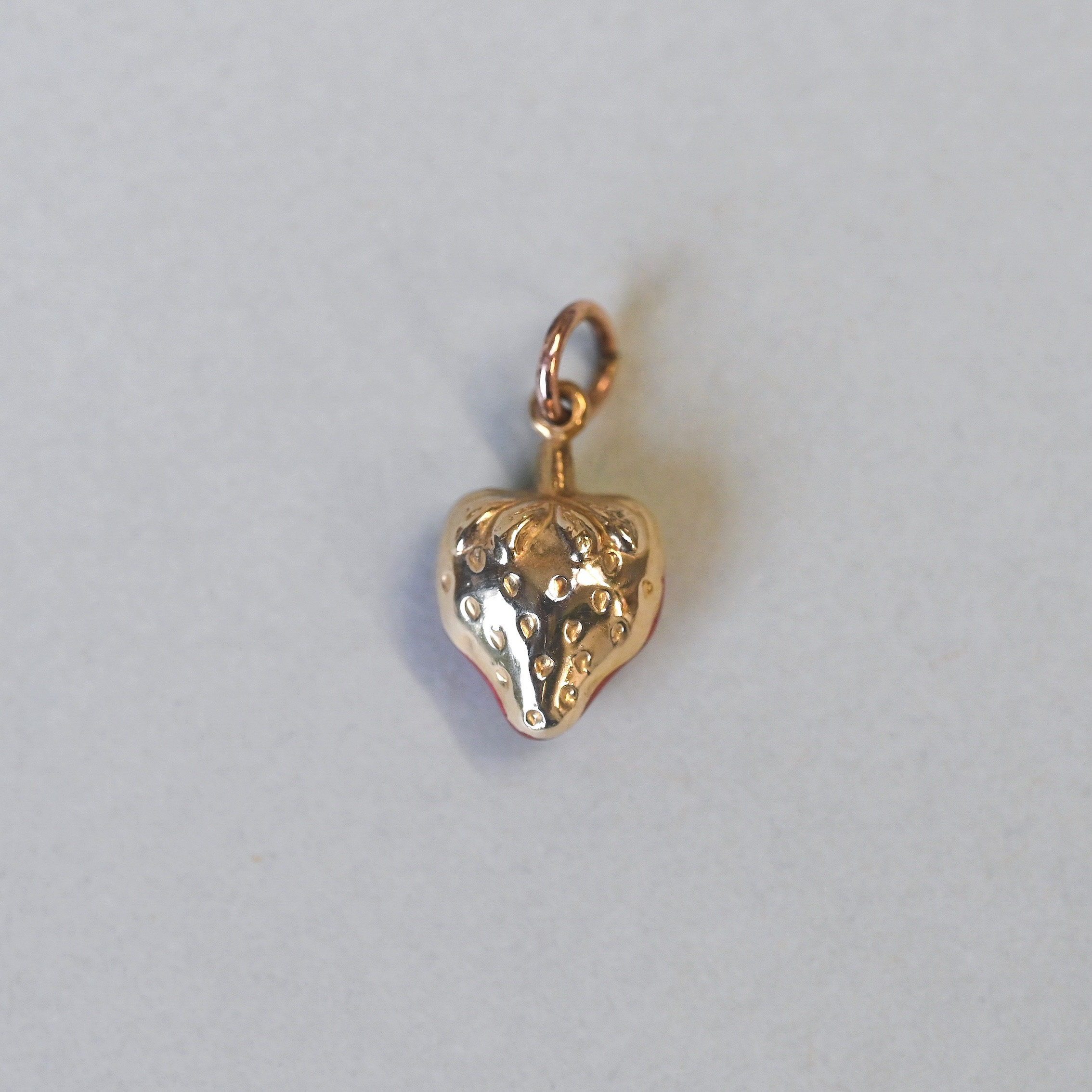 Contemporary cutie 9ct gold enamel puffy strawberry charm - Image 3