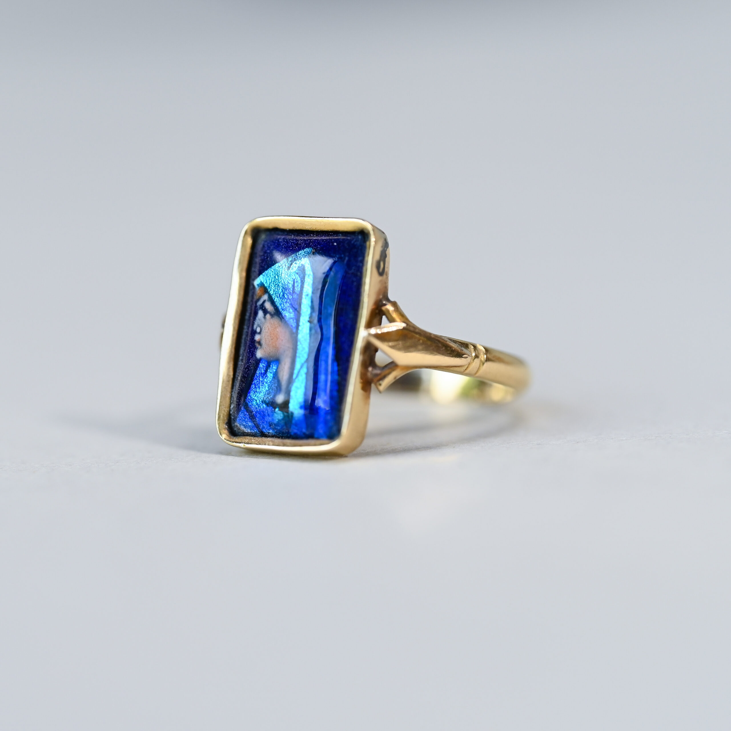 Antique French 18ct gold figural Madonna ring, signed C. Faure, Limoges - Image 2